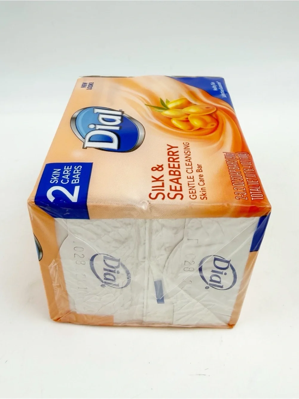 Dial Silk & Seaberry Gentle Cleansing Skin Care Bar Soap 2 Bars 3.2 oz each NEW